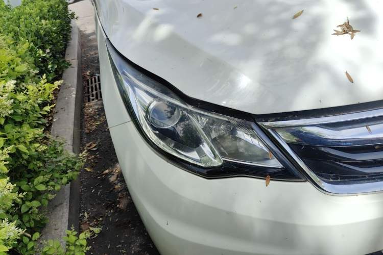 Used CHANGAN KAICHENG Oushang A600 2016 1.5L Manual Elite 7-Seater Right Front Headlight