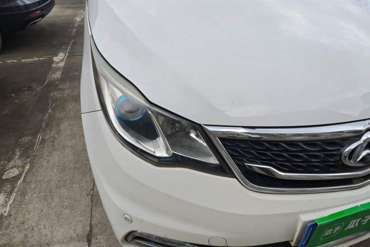 Used CHANGAN KAICHENG Oushang A600 2016 1.5L Manual Luxury 7-Seater Right Front Headlight
