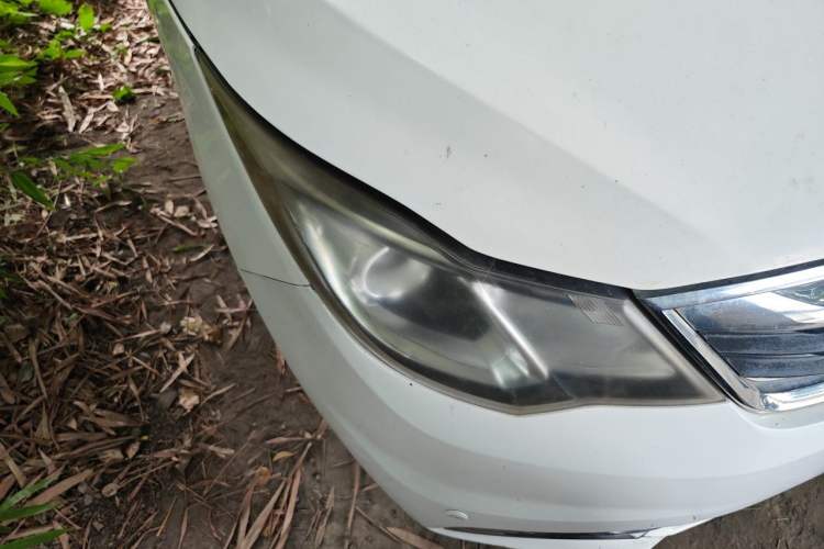 Used CHANGAN KAICHENG Oushang A600 2016 1.5L Manual Luxury 7-Seater Right Front Headlight