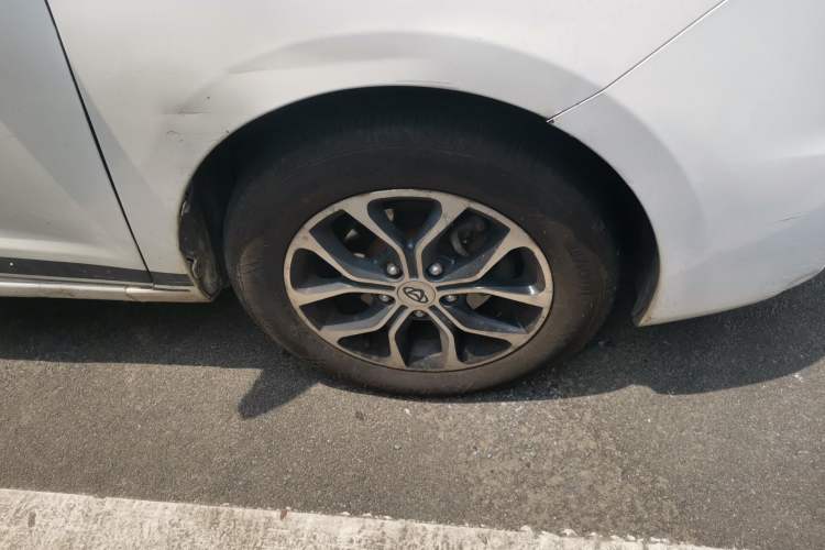 Used CHANGAN KAICHENG Oushang A600 2016 1.5L Manual Luxury 7-Seater Right Front Wheel Hub
