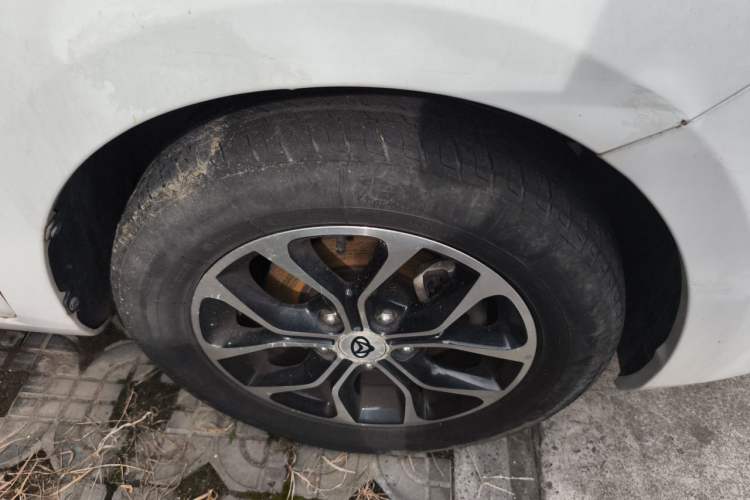 Used CHANGAN KAICHENG Oushang A600 2016 1.5L Manual Elite 7-Seater Right Front Wheel Hub