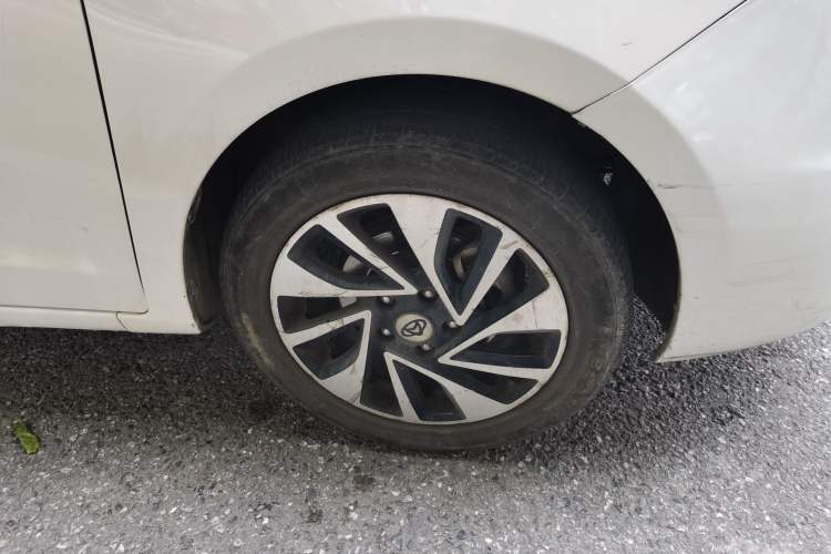 Used CHANGAN KAICHENG Oushang A600 2016 1.5L Manual Luxury 7-Seater Right Front Wheel Hub