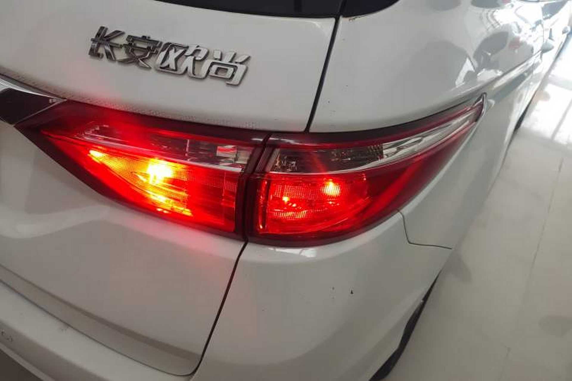 Used CHANGAN KAICHENG Oushang A600 2016 1.5L Manual Luxury 7-Seater Right Rear Taillight