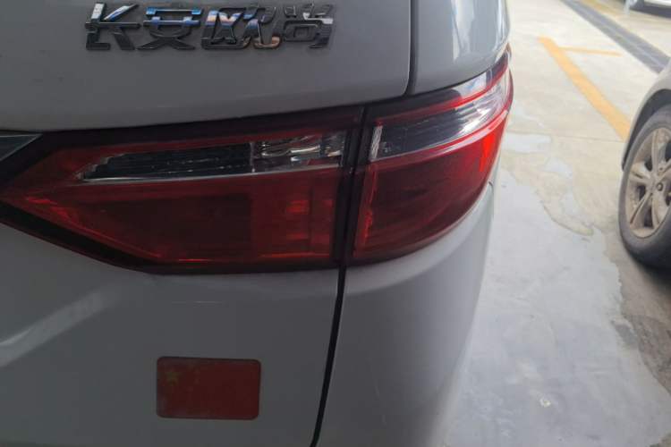 Used CHANGAN KAICHENG Oushang A600 2016 1.5L Manual Luxury 7-Seater Right Rear Taillight