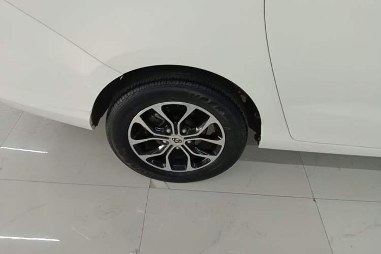 Used CHANGAN KAICHENG Oushang A600 2016 1.5L Manual Luxury 7-Seater Right Rear Wheel Hub