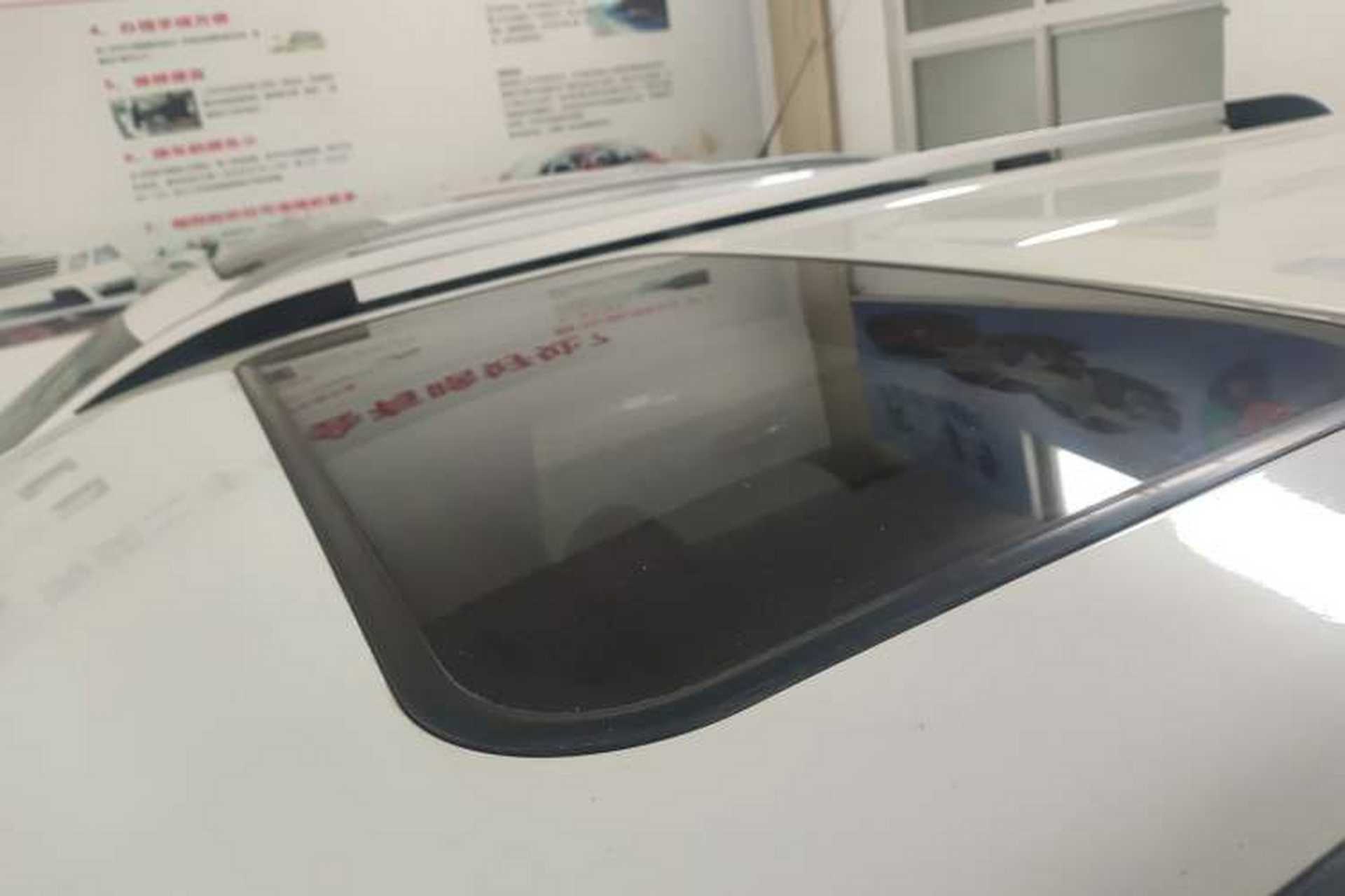 Used CHANGAN KAICHENG Oushang A600 2016 1.5L Manual Luxury 7-Seater Roof