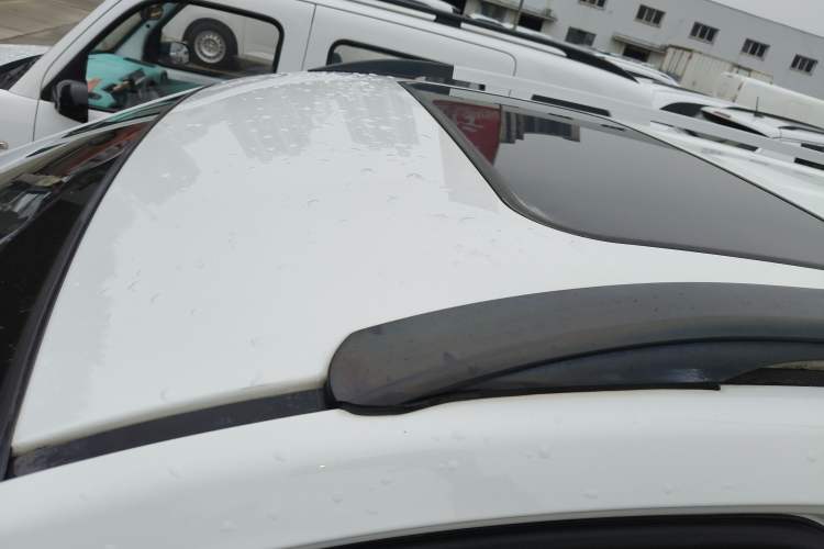 Used CHANGAN KAICHENG Oushang A600 2016 1.5L Manual Luxury 7-Seater Roof