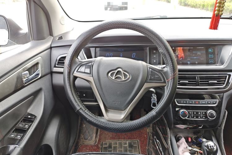 Used CHANGAN KAICHENG Oushang A600 2016 1.5L Manual Luxury 7-Seater Steering Wheel