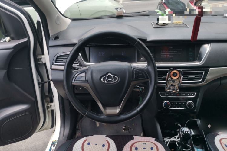 Used CHANGAN KAICHENG Oushang A600 2016 1.5L Manual Luxury 7-Seater Steering Wheel