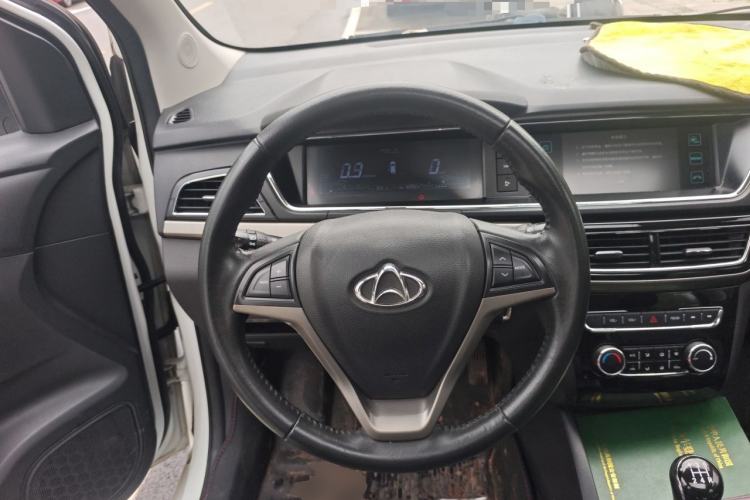 Used CHANGAN KAICHENG Oushang A600 2016 1.5L Manual Luxury 7-Seater Steering Wheel