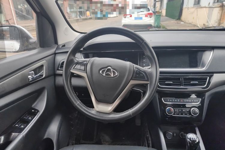 Used CHANGAN KAICHENG Oushang A600 2016 1.5L Manual Luxury 7-Seater Steering Wheel