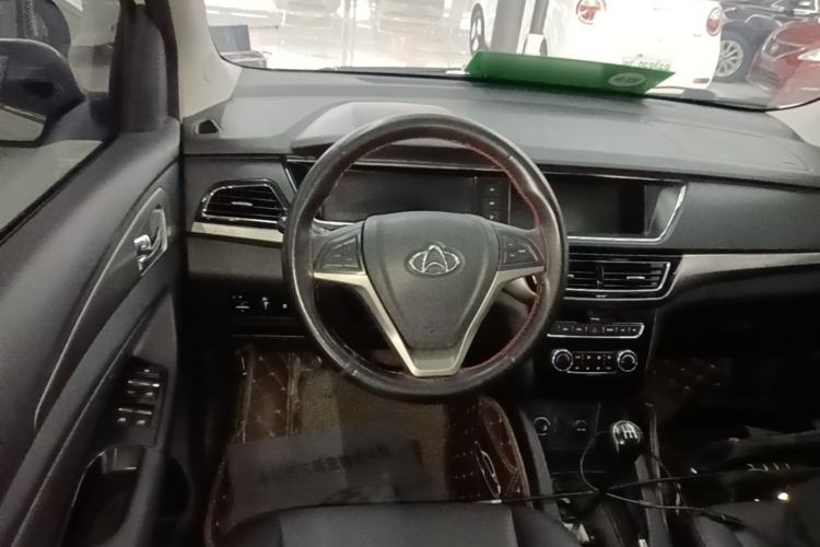 Used CHANGAN KAICHENG Oushang A600 2016 1.5L Manual Luxury 7-Seater Steering Wheel