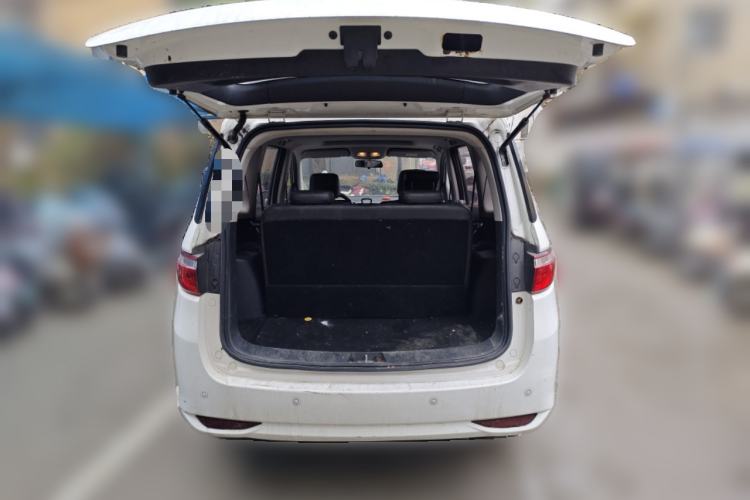 Used CHANGAN KAICHENG Oushang A600 2016 1.5L Manual Luxury 7-Seater Trunk
