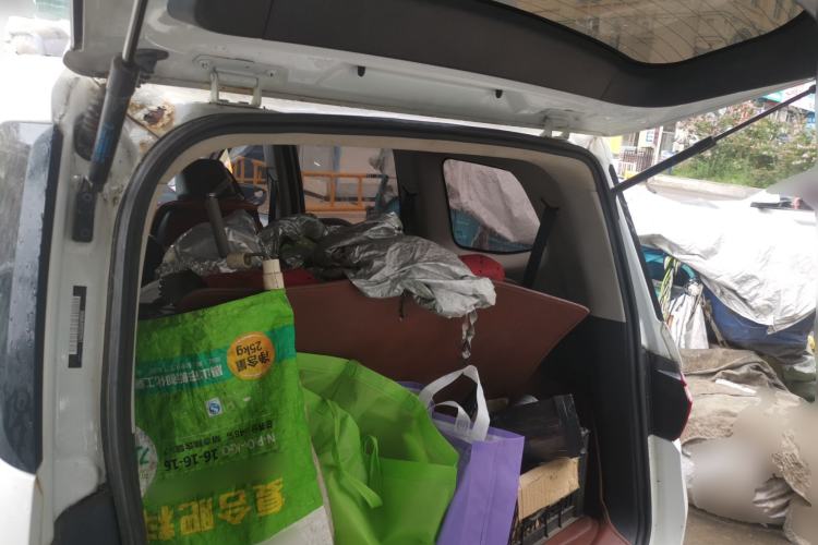 Used CHANGAN KAICHENG Oushang A600 2016 1.5L Manual Luxury 7-Seater Trunk
