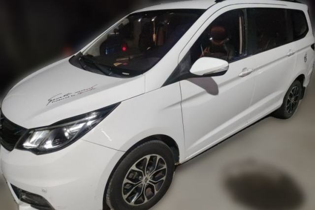 Used CHANGAN KAICHENG Oushang A600 2016 1.5L Manual Luxury 7-Seater