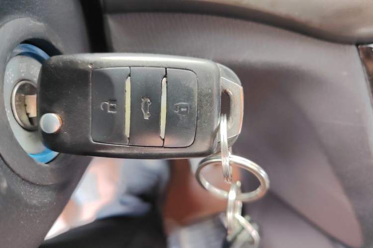 Used CHANGAN KAICHENG Oushang A600 2016 1.5L Manual Luxury 7-Seater Vehicle Key