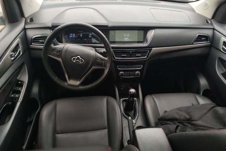 Used CHANGAN KAICHENG Oushang A600 2016 1.5L Manual Luxury 7-Seater Center Console