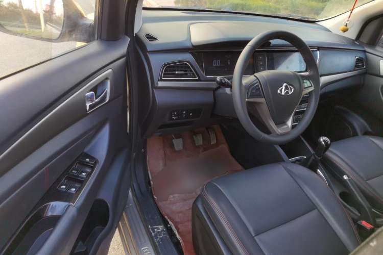 Used CHANGAN KAICHENG Oushang A600 2016 1.5L Manual Luxury 7-Seater Driver Seat