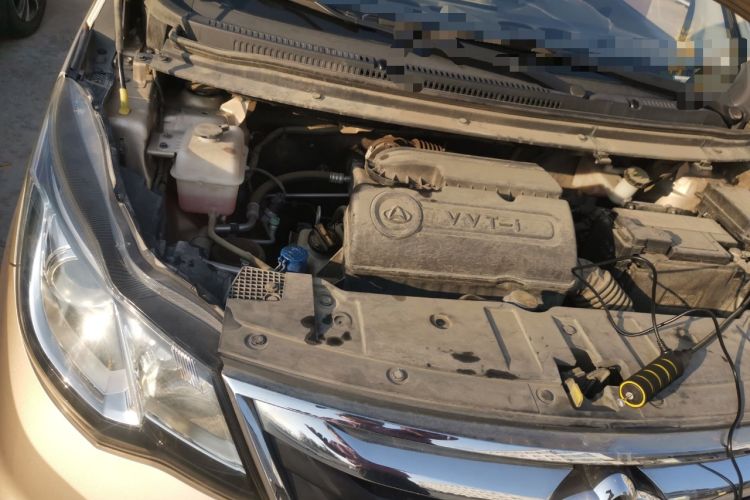 Used CHANGAN KAICHENG Oushang A600 2016 1.5L Manual Luxury 7-Seater Engine Bay Right