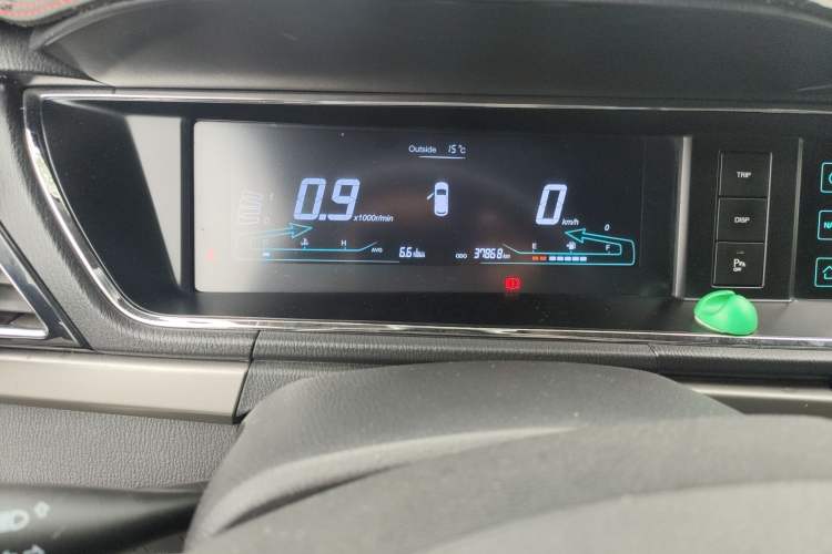 Used CHANGAN KAICHENG Oushang A600 2016 1.5L Manual Luxury 7-Seater Instrument Cluster