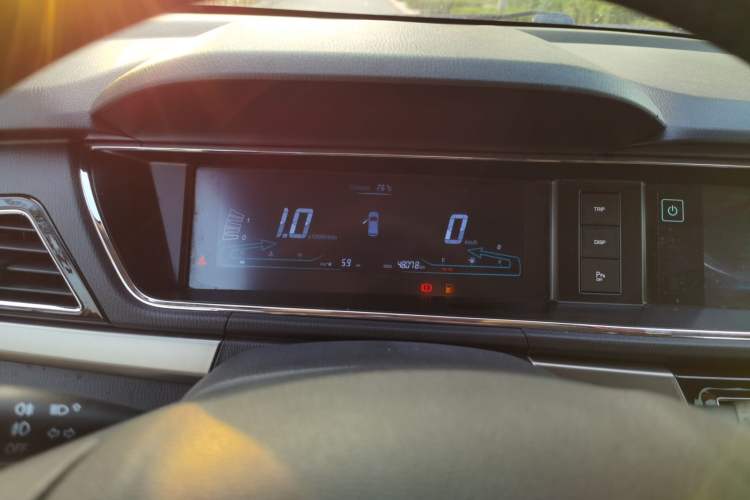 Used CHANGAN KAICHENG Oushang A600 2016 1.5L Manual Luxury 7-Seater Instrument Cluster