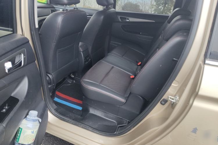 Used CHANGAN KAICHENG Oushang A600 2016 1.5L Manual Luxury 7-Seater Left Rear Seat