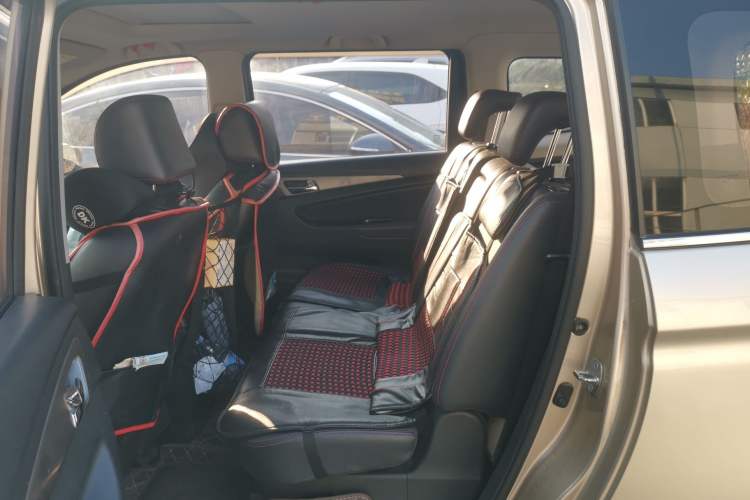 Used CHANGAN KAICHENG Oushang A600 2016 1.5L Manual Luxury 7-Seater Left Rear Seat