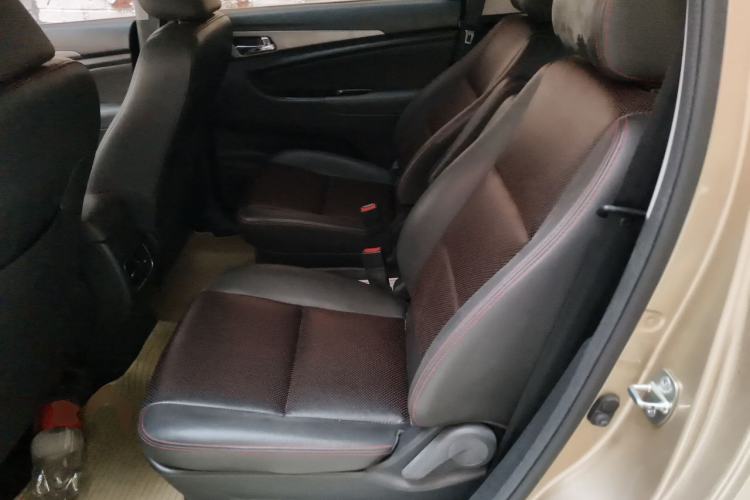 Used CHANGAN KAICHENG Oushang A600 2016 1.5L Manual Luxury 6-Seater Left Rear Seat