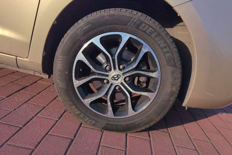 Used CHANGAN KAICHENG Oushang A600 2016 1.5L Manual Elite 7-Seater Right Front Wheel Hub