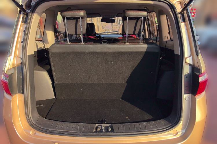 Used CHANGAN KAICHENG Oushang A600 2016 1.5L Manual Elite 7-Seater Trunk