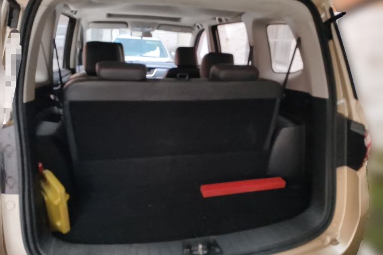 Used CHANGAN KAICHENG Oushang A600 2016 1.5L Manual Luxury 6-Seater Trunk