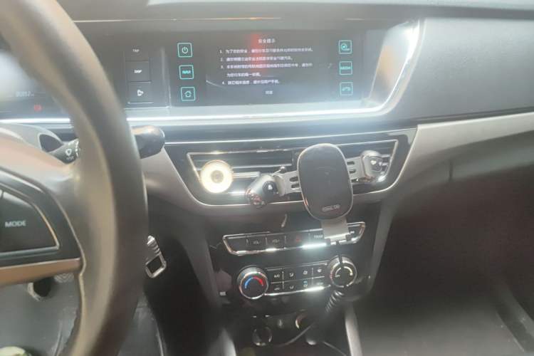 Used CHANGAN KAICHENG Oushang A600 2017 1.5L Manual Elite Model Audio And AC Panel