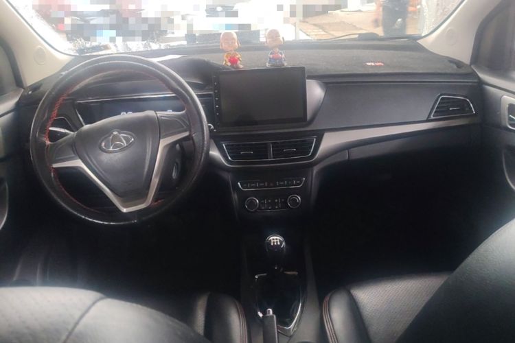 Used CHANGAN KAICHENG Oushang A600 2017 1.5L Manual Standard Edition Center Console