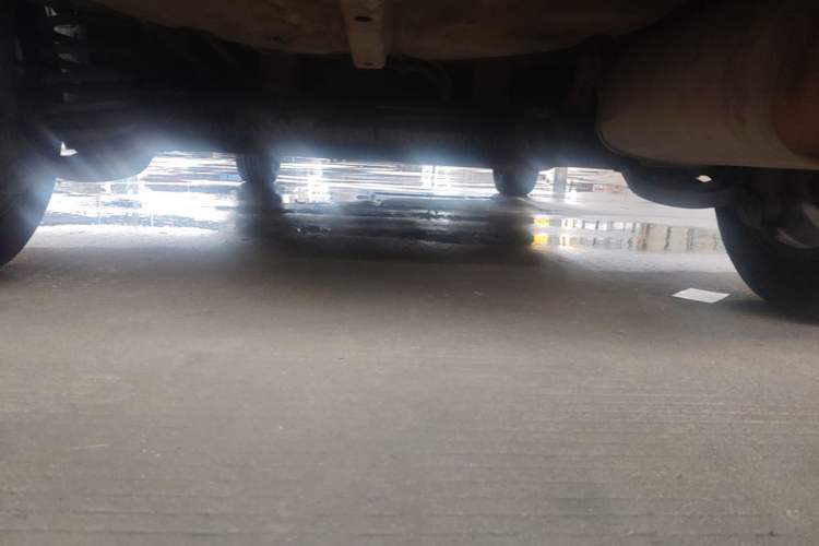 Used CHANGAN KAICHENG Oushang A600 2017 1.5L Manual Standard Edition Chassis Rear