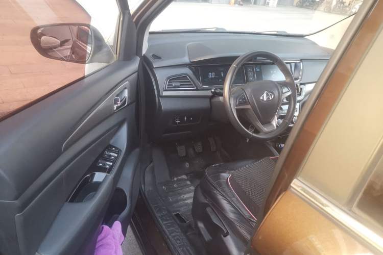 Used CHANGAN KAICHENG Oushang A600 2017 1.5L Manual Luxury Model Driver Seat