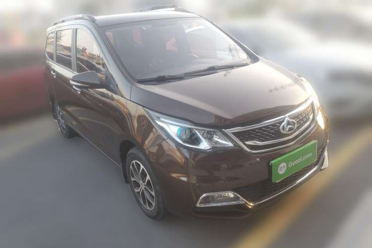 Used CHANGAN KAICHENG Oushang A600 2017 1.5L Manual Luxury Model Front Right 45 Deg