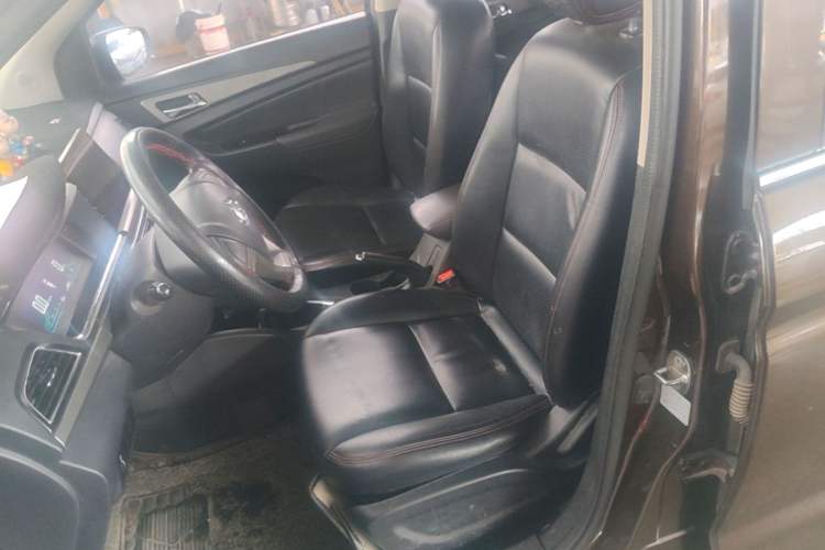 Used CHANGAN KAICHENG Oushang A600 2017 1.5L Manual Standard Edition Left Front Seat