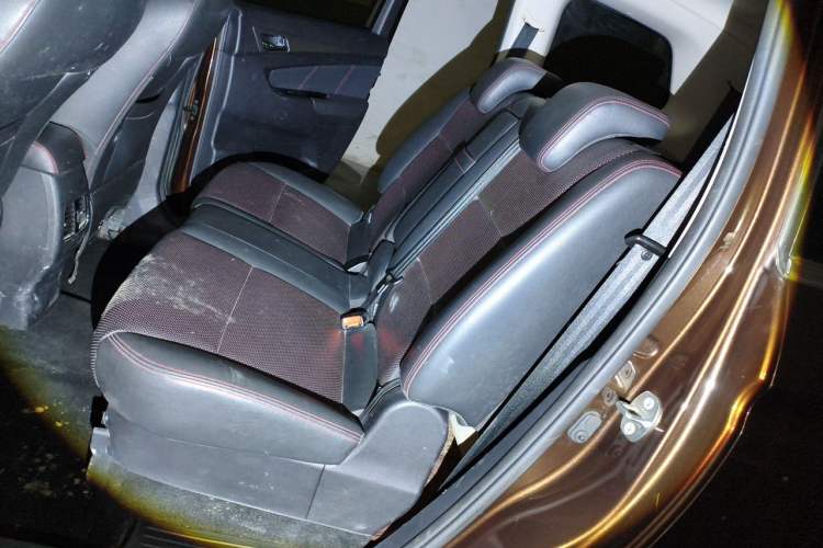 Used CHANGAN KAICHENG Oushang A600 2017 1.5L Manual Luxury Version Left Rear Seat