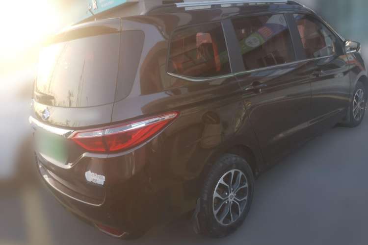 Used CHANGAN KAICHENG Oushang A600 2017 1.5L Manual Luxury Model Rear Right 45 Deg