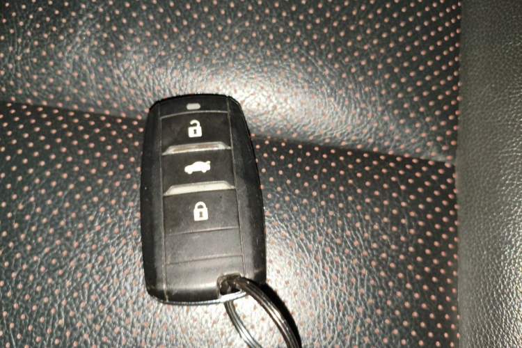 Used CHANGAN KAICHENG Oushang A600 2017 1.5L Manual Luxury Version Vehicle Key
