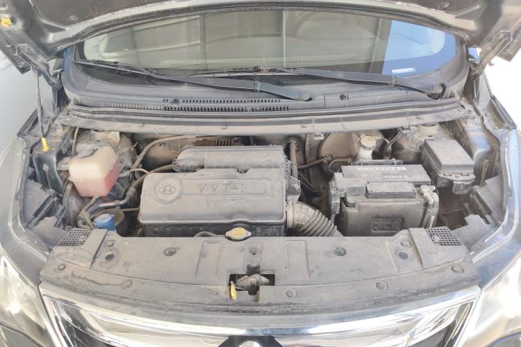 Used CHANGAN KAICHENG Oushang A600 2017 1.5L Manual Smart Connect Version Engine Bay