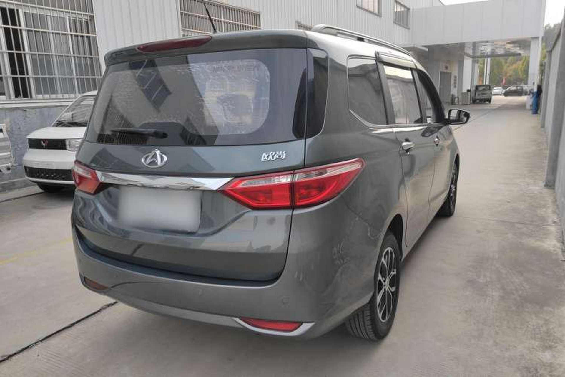 Used CHANGAN KAICHENG Oushang A600 2017 1.5L Manual Luxury Model Exterior 5