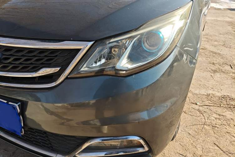 Used CHANGAN KAICHENG Oushang A600 2017 1.5L Manual Standard Edition Left Front Headlight