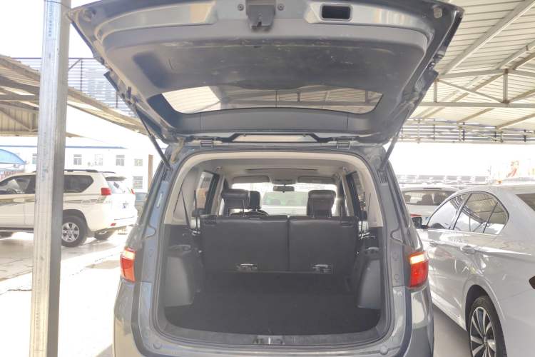 Used CHANGAN KAICHENG Oushang A600 2017 1.5L Manual Smart Connect Version Trunk