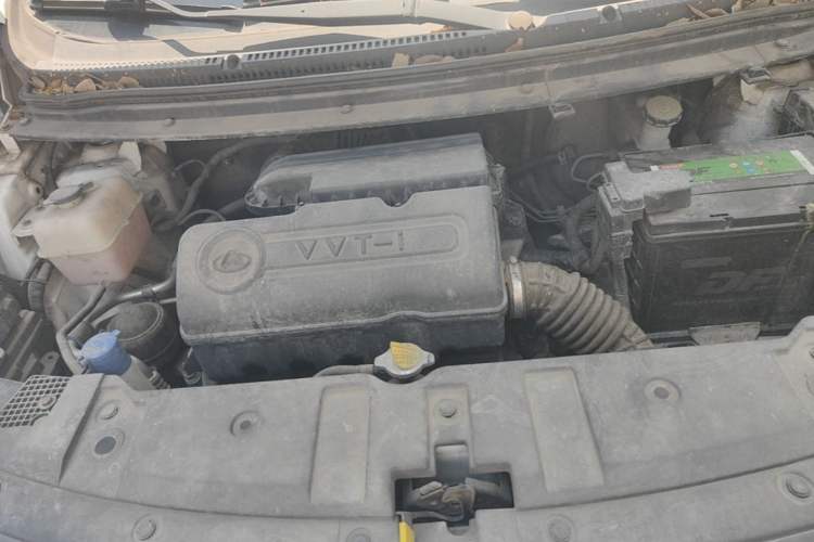 Used CHANGAN KAICHENG Oushang A600 2017 1.5L Manual Luxury Model Engine Bay