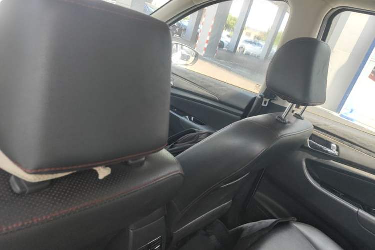 Used CHANGAN KAICHENG Oushang A600 2017 1.5L Manual Luxury Model Headliner