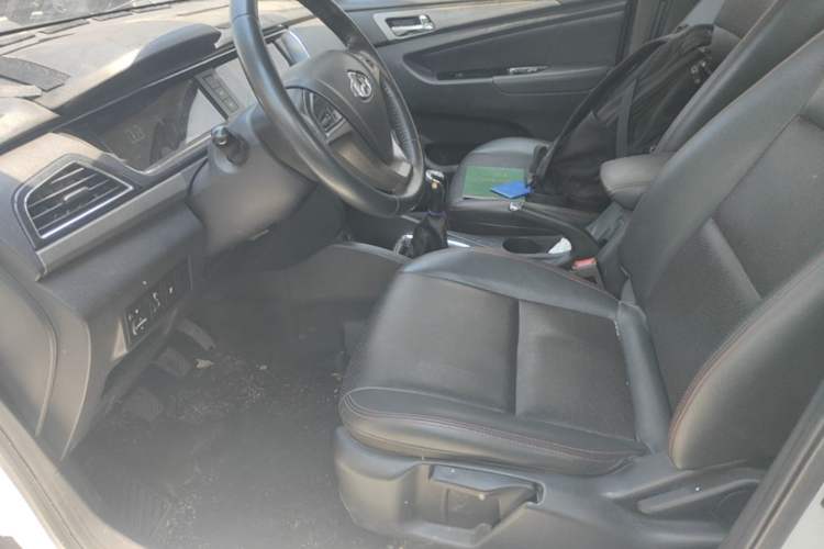 Used CHANGAN KAICHENG Oushang A600 2017 1.5L Manual Luxury Model Left Front Seat