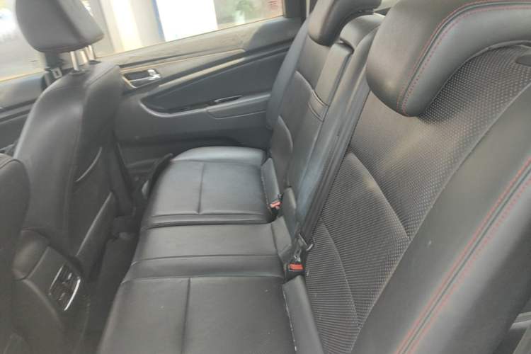 Used CHANGAN KAICHENG Oushang A600 2017 1.5L Manual Luxury Model Left Rear Seat