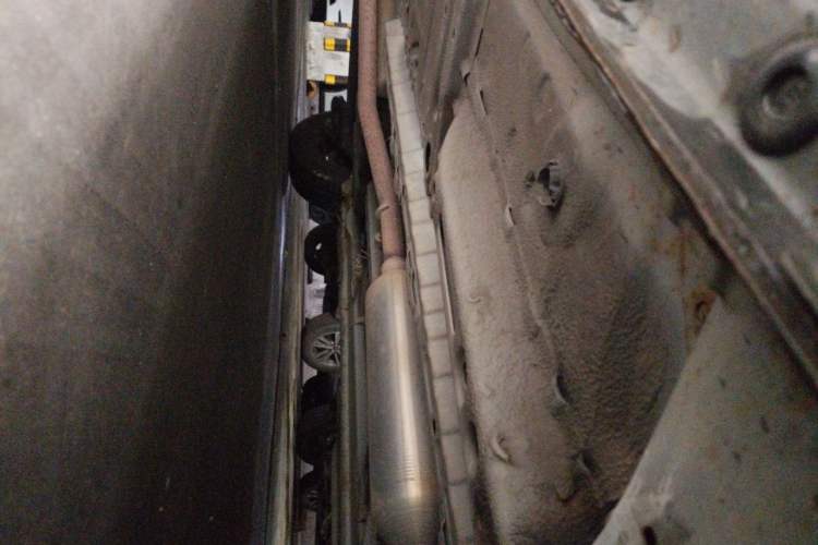 Used CHANGAN KAICHENG Oushang A600 2017 1.5L Manual Standard Edition Chassis Front Right