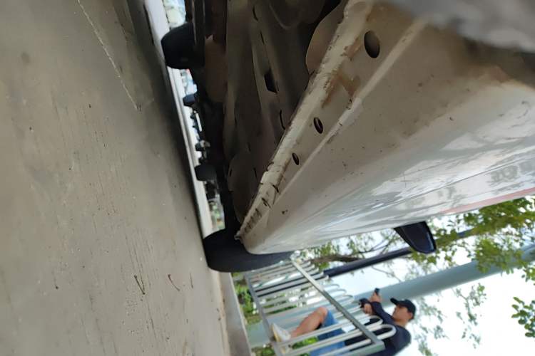Used CHANGAN KAICHENG Oushang A600 2017 1.5L Manual Standard Edition Chassis Rear Right